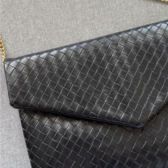 Faux leather square detail crossbody chain envelope style bag - Picture 6 of 10